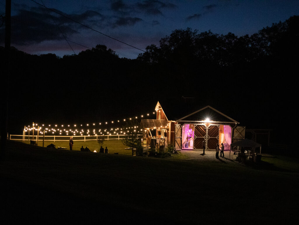 The barn at night at a Vintage Valley Wedding. 