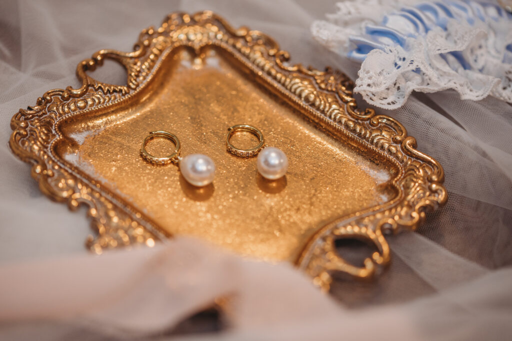 Beautiful pearl earrings 